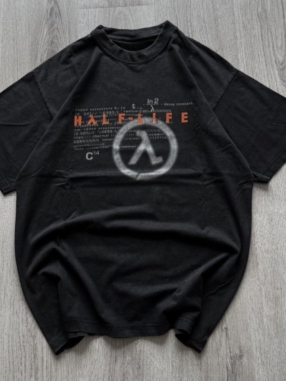 Black Half-Life Graphic Short Sleeve Tee